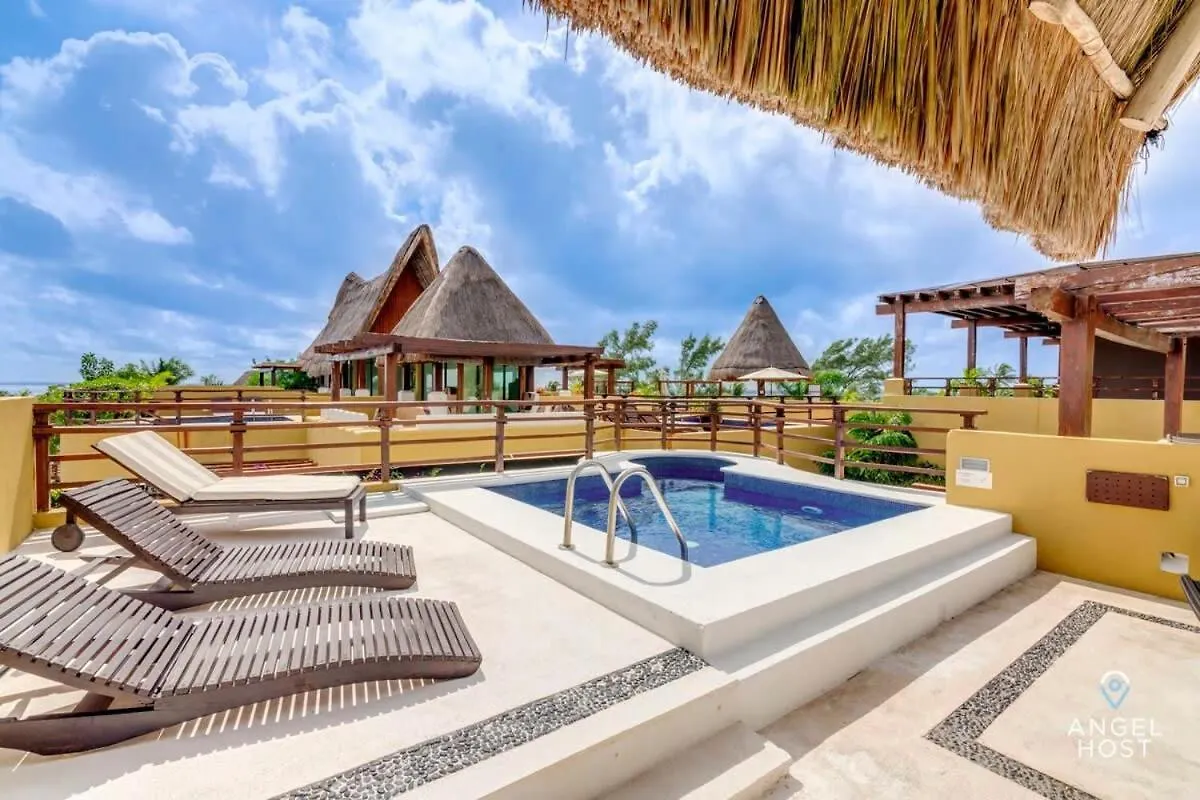 Holiday home Ph Condo Steps To Beach & 5Th Ave Pvt Roof Pool Playa del Carmen