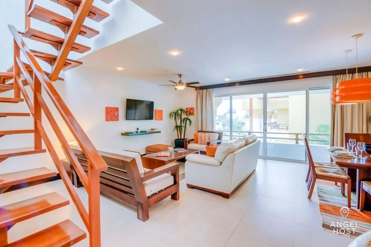 Ph Condo Steps To Beach & 5Th Ave Pvt Roof Pool Playa del Carmen Holiday home